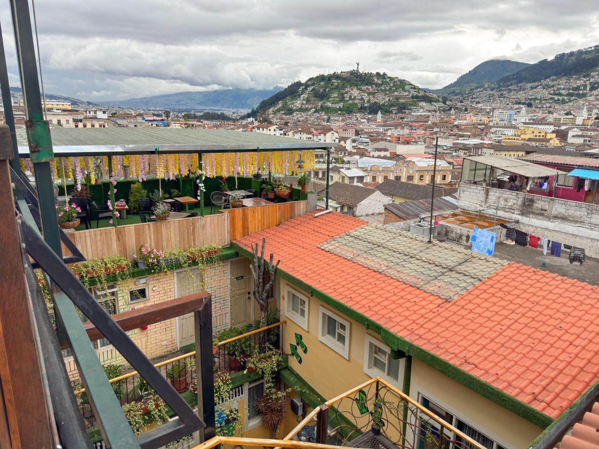 The Secret Garden Vandrehjem Quito Eksteriør billede